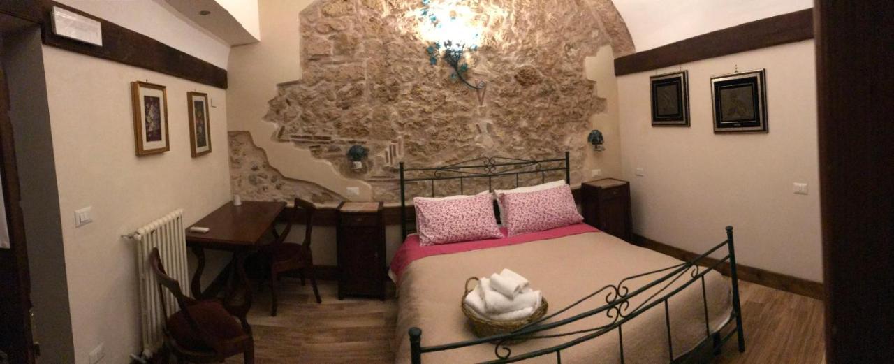 Le Prigioni Del Palazzo B&B Sora Exterior foto