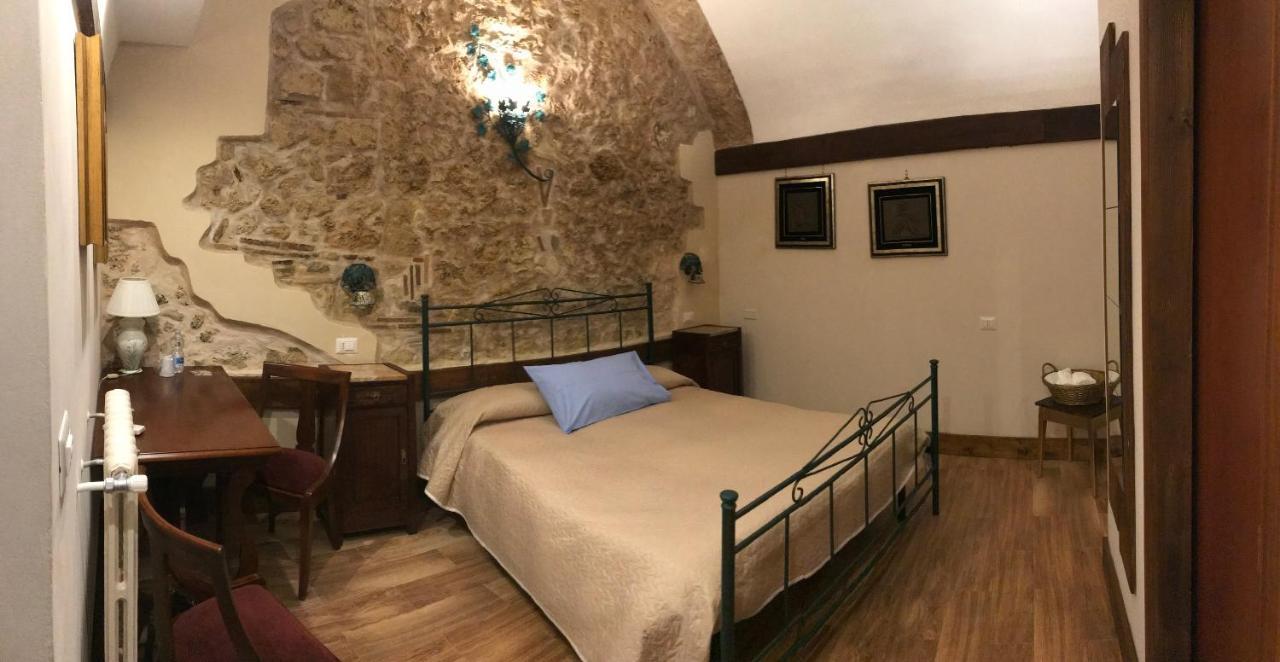 Le Prigioni Del Palazzo B&B Sora Exterior foto