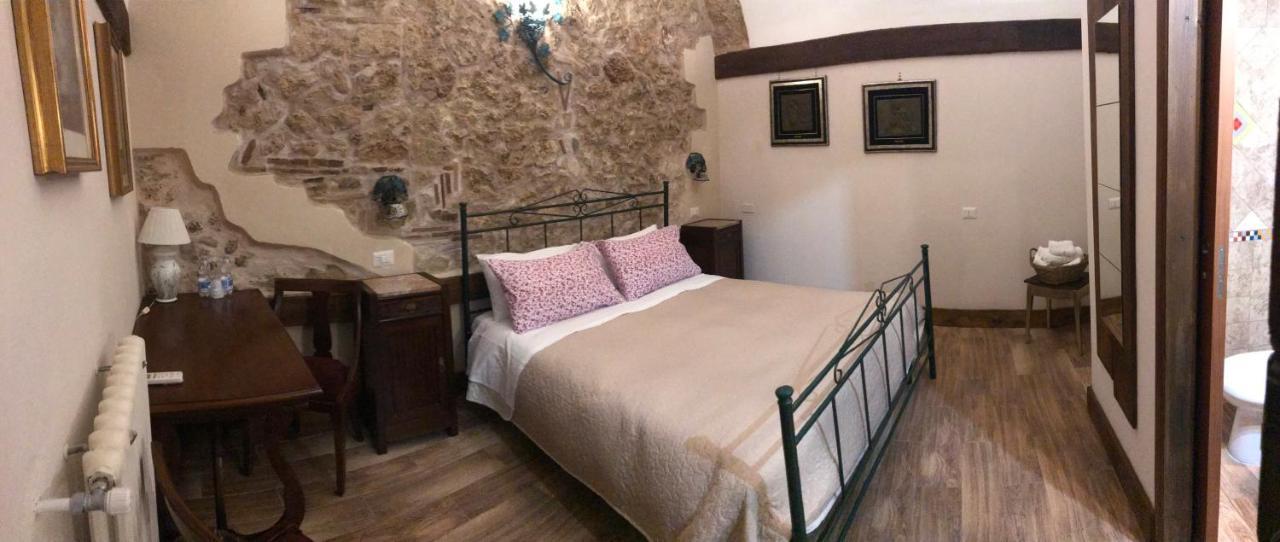 Le Prigioni Del Palazzo B&B Sora Exterior foto