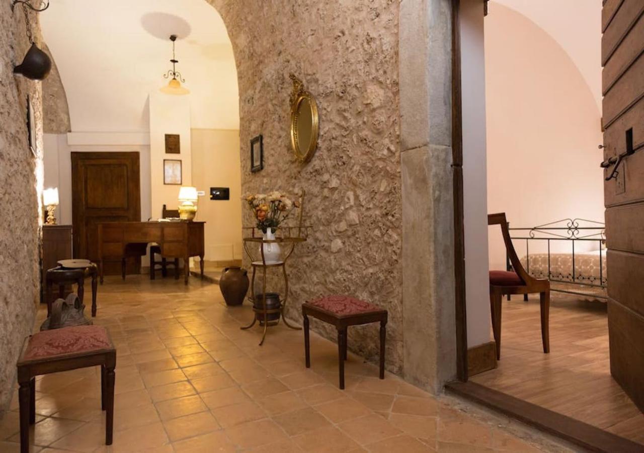 Le Prigioni Del Palazzo B&B Sora Exterior foto